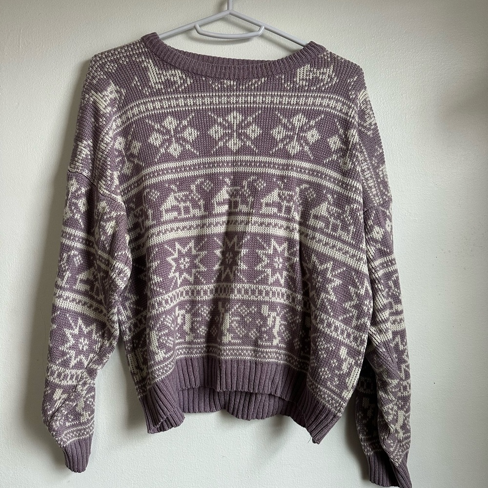 Vintage Purple and White Patterned Sweater